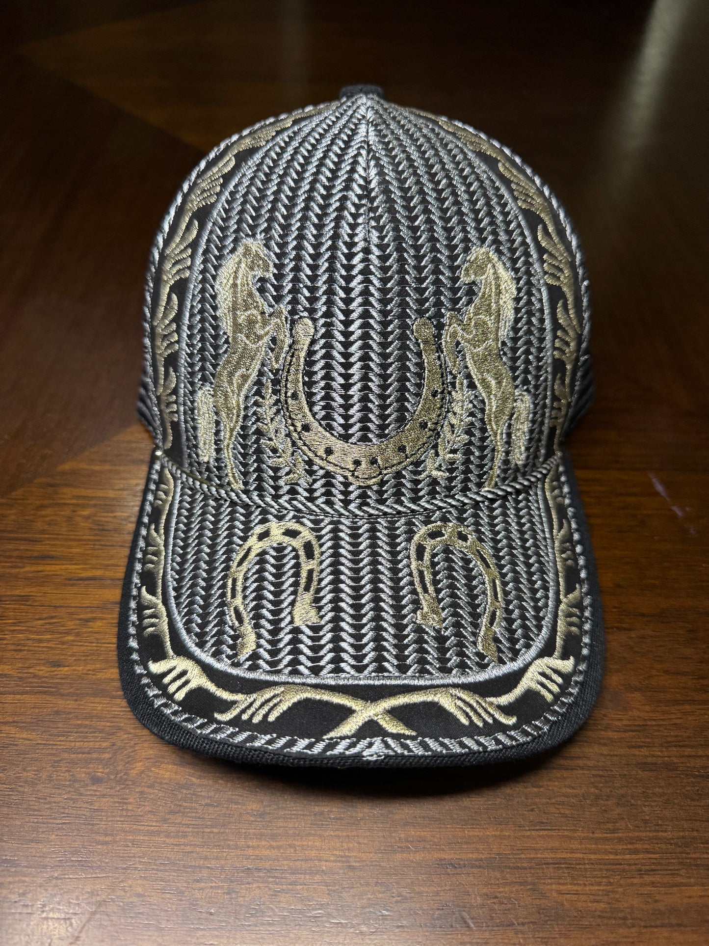 Gallo/Toro/Caballo - Gorras Vaqueras